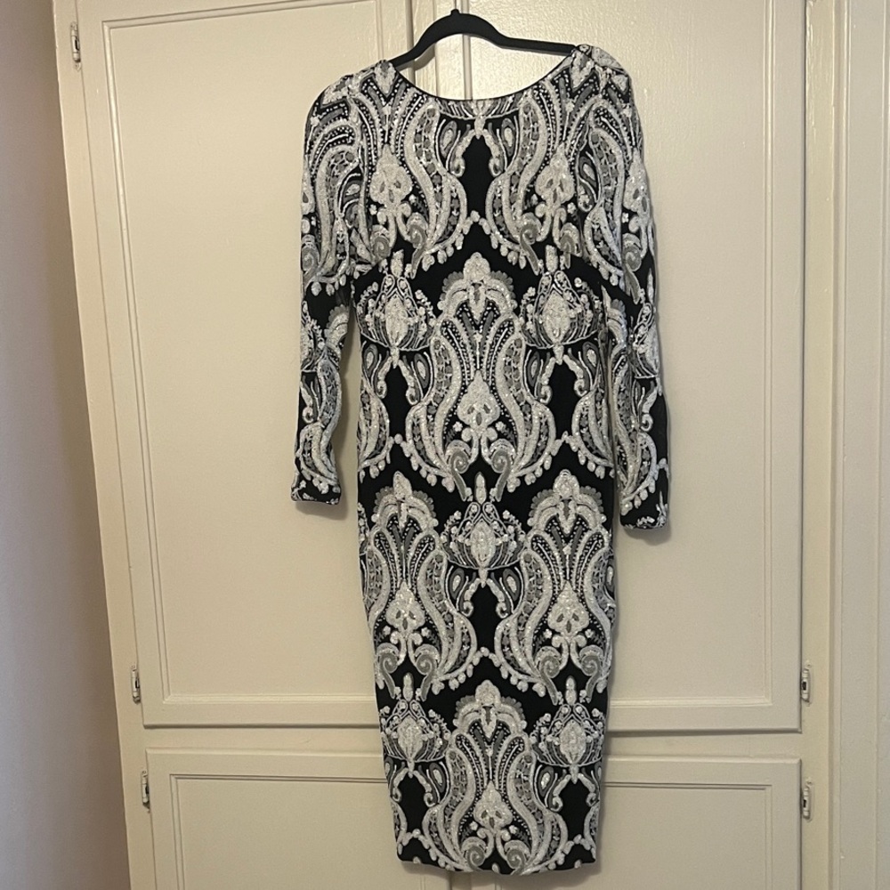 Dress the Population Black and White Long Sleeve Dress